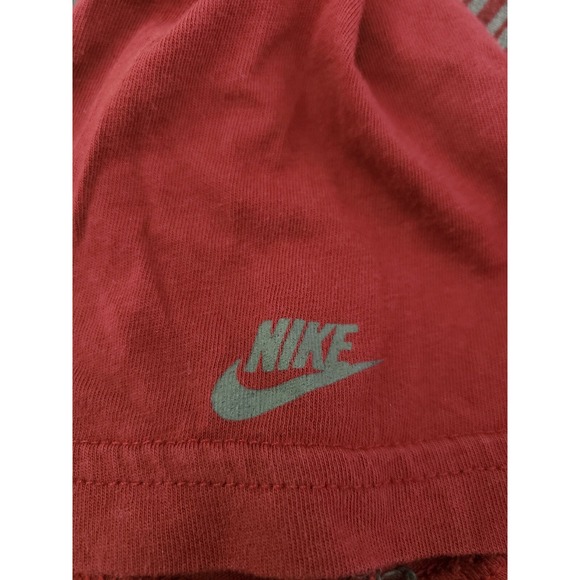 Nike Pocket Tee Mens Size XL Gray Red Colorblock Organic Cotton Slim Fit - Picture 3 of 9